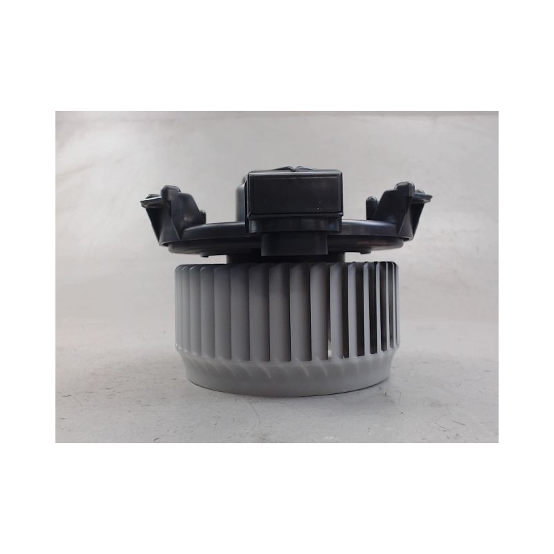 MOTEUR VENTILATEUR CHAUFFAGE SUZUKI SWIFT