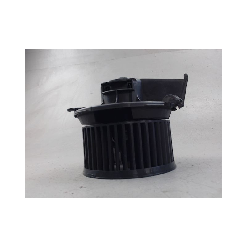 MOTEUR VENTILATEUR CHAUFFAGE PEUGEOT 206