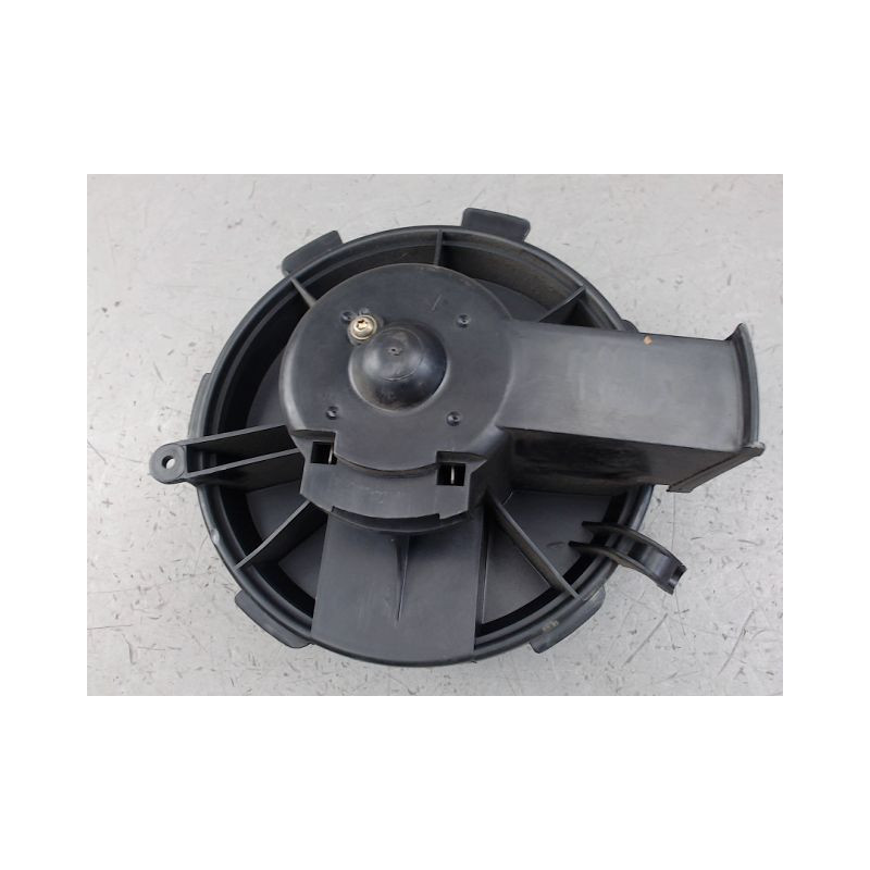 MOTEUR VENTILATEUR CHAUFFAGE PEUGEOT 206