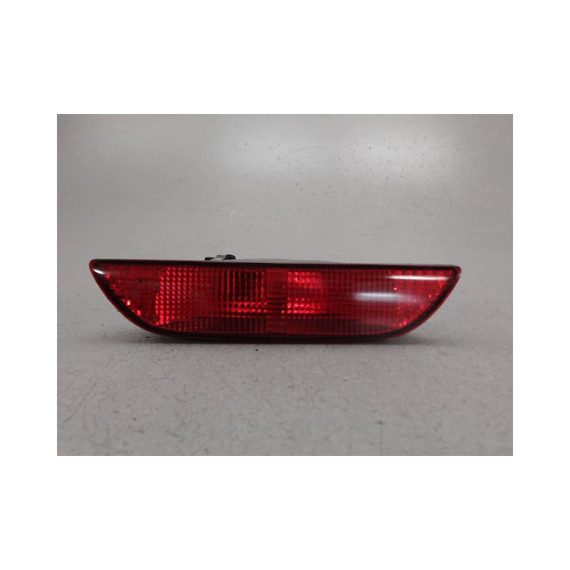 FEU BROUILLARD CENTRAL ARRIERE NISSAN NOTE