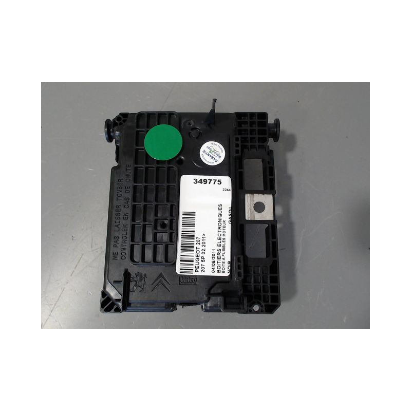 BOITE A FUSIBLES PEUGEOT 207 2011-
