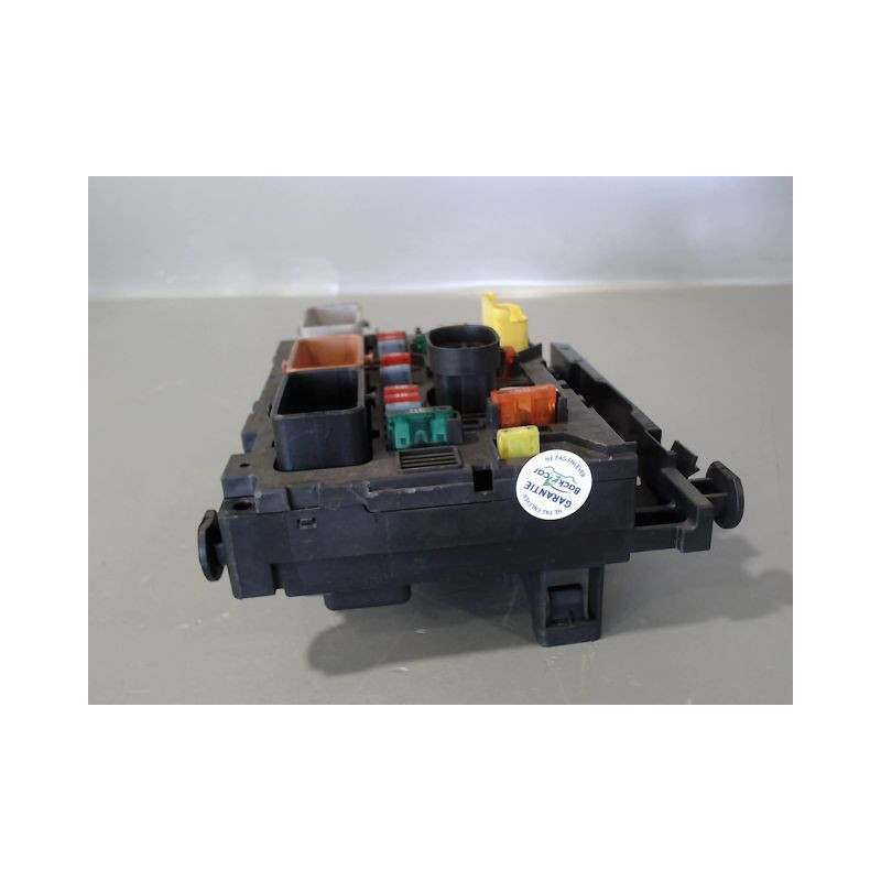 BOITE A FUSIBLES CITROEN C3 PLURIEL 03-08