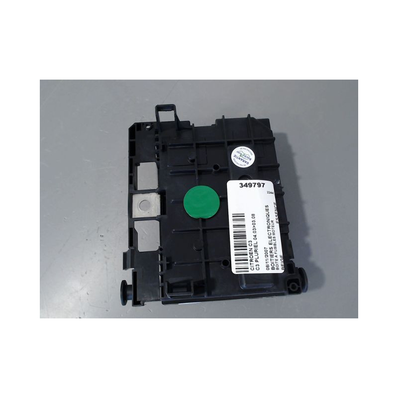 BOITE A FUSIBLES CITROEN C3 PLURIEL 03-08