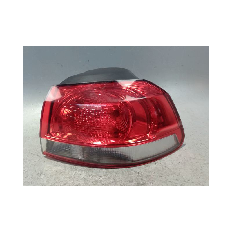 FEU ARRIERE DROIT VOLKSWAGEN GOLF VI 2008-