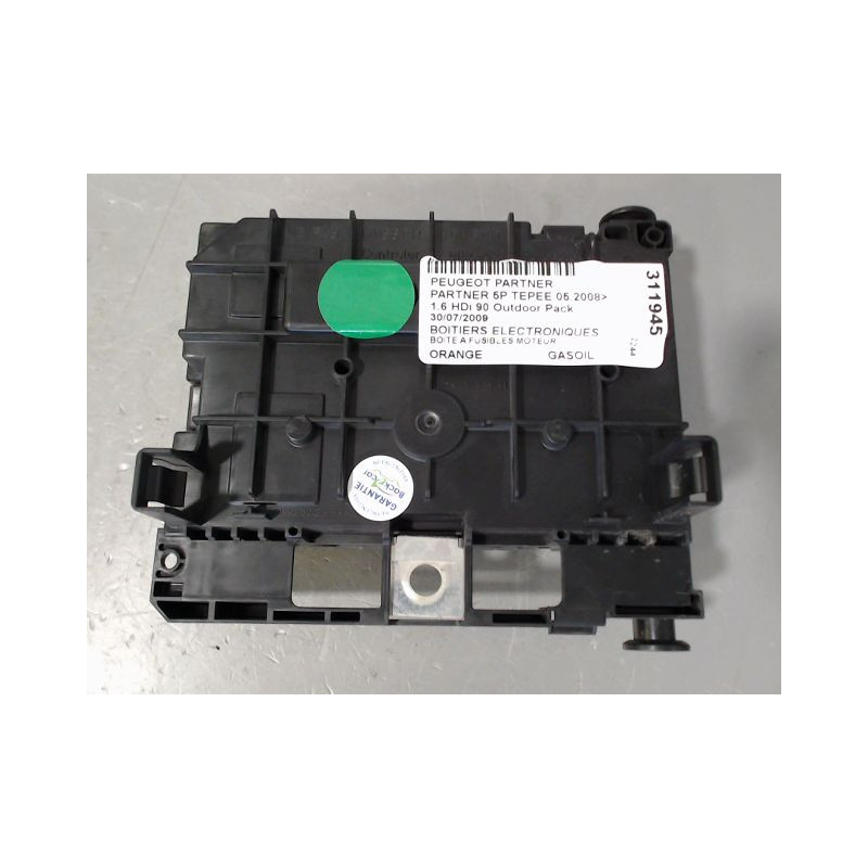 BOITE A FUSIBLES PEUGEOT PARTNER TEPEE 2008-