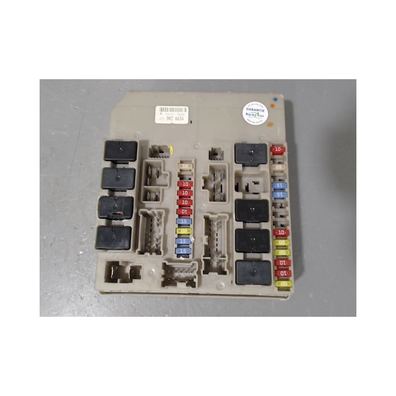 BOITE A FUSIBLES RENAULT CLIO III 2005-