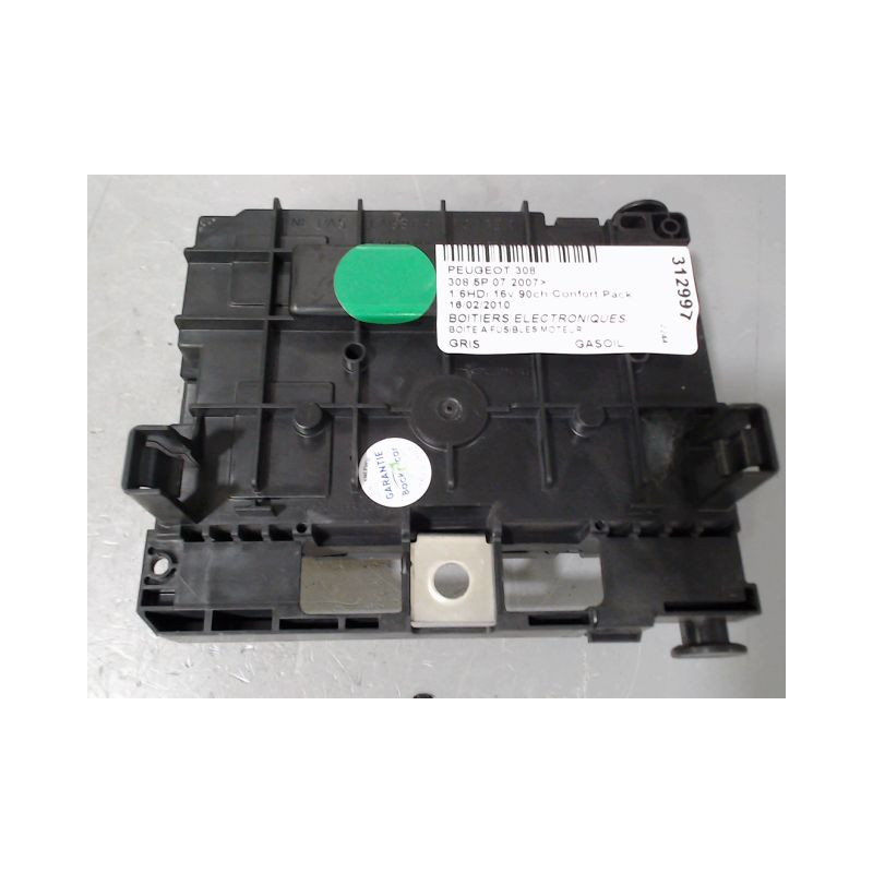 BOITE A FUSIBLES PEUGEOT 308 2007-