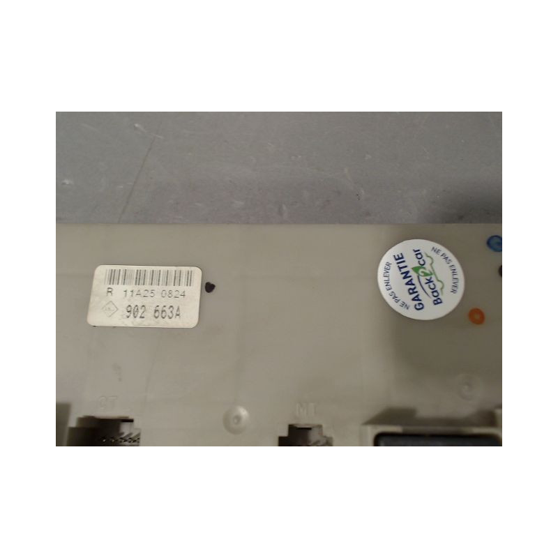 BOITE A FUSIBLES RENAULT CLIO III 2009-