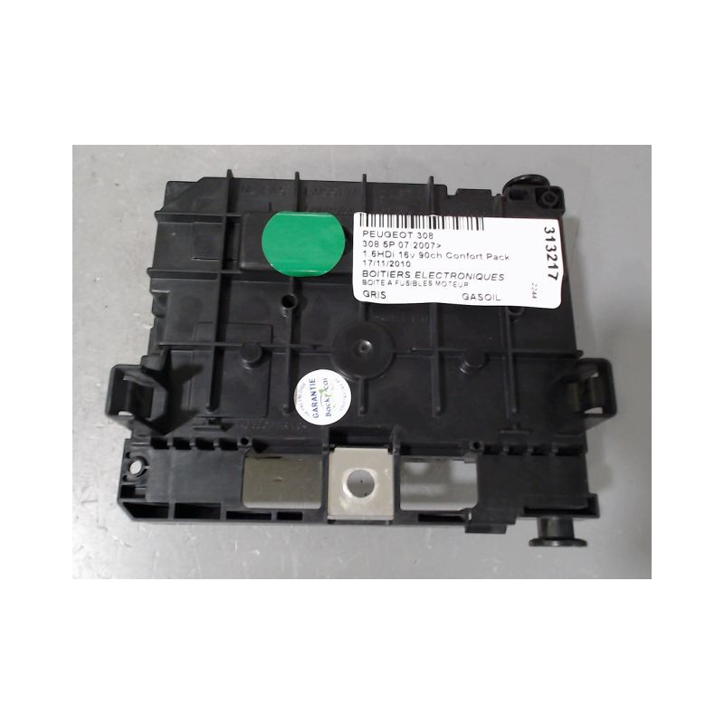 BOITE A FUSIBLES PEUGEOT 308 2007-