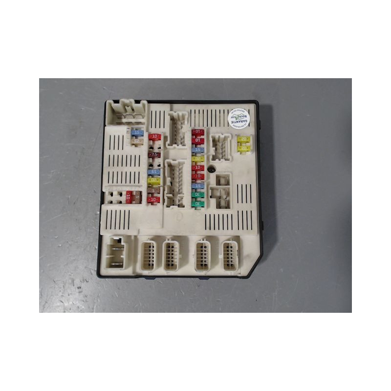 BOITE A FUSIBLES RENAULT LAGUNA ESTATE 2007-
