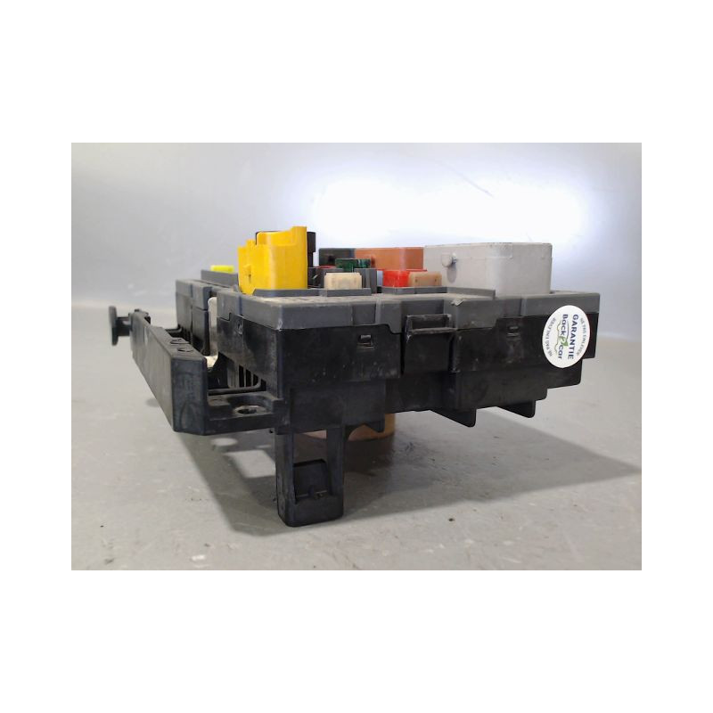 BOITE A FUSIBLES PEUGEOT PARTNER TEPEE 2008-