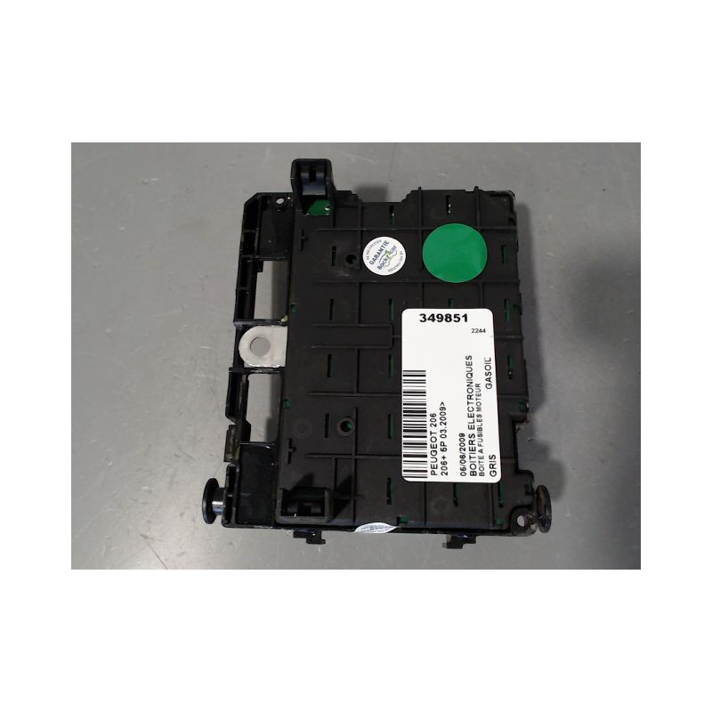 BOITE A FUSIBLES PEUGEOT 206+ 2009-
