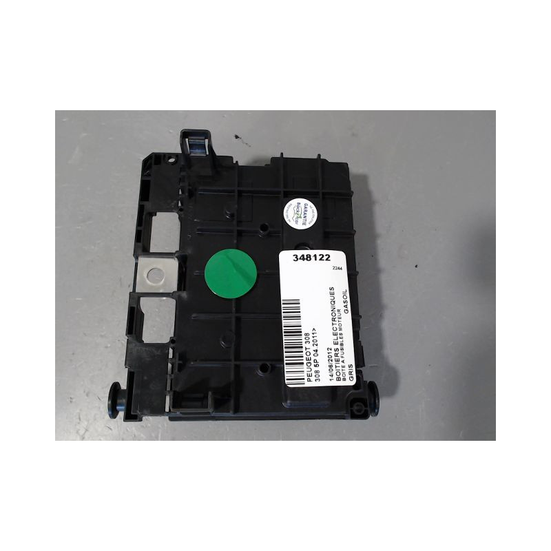 BOITE A FUSIBLES PEUGEOT 308 2011-