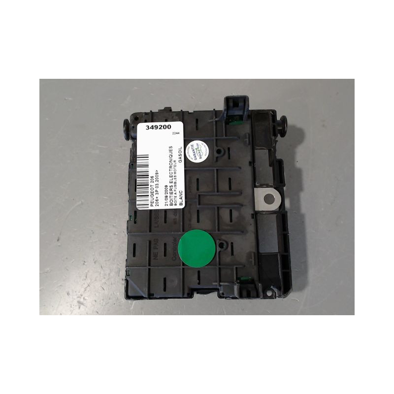 BOITE A FUSIBLES PEUGEOT 206+ 2009-