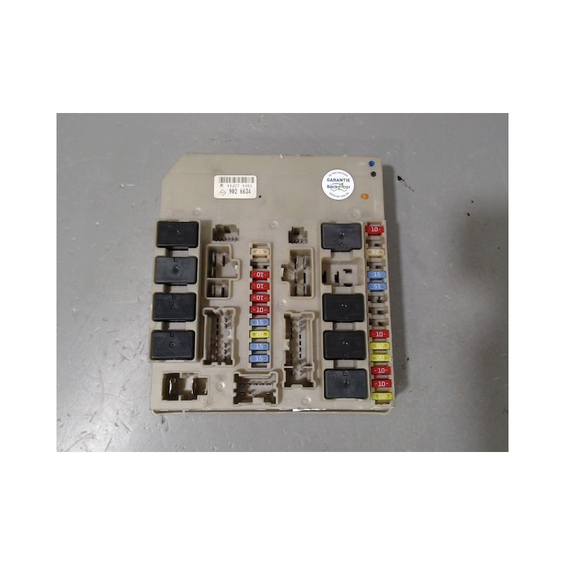 BOITE A FUSIBLES RENAULT CLIO III ESTATE 2008-