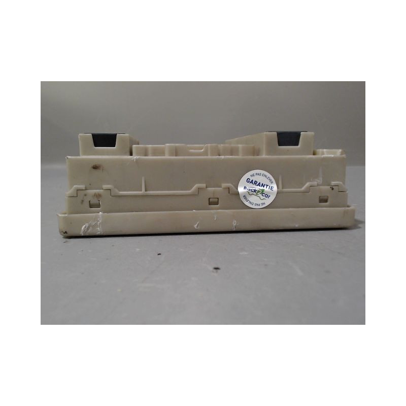 BOITE A FUSIBLES RENAULT CLIO III ESTATE 2008-