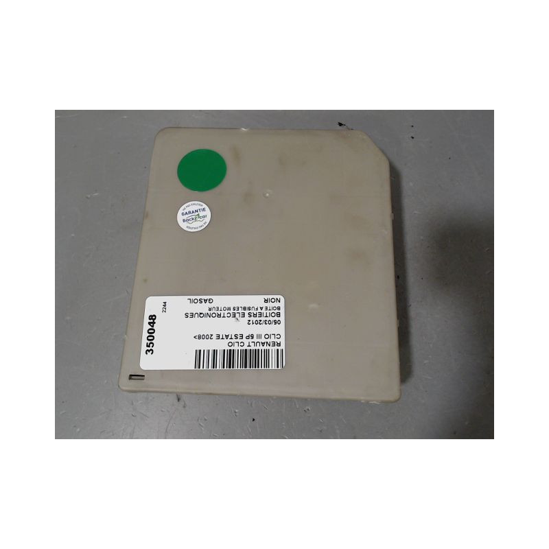 BOITE A FUSIBLES RENAULT CLIO III ESTATE 2008-