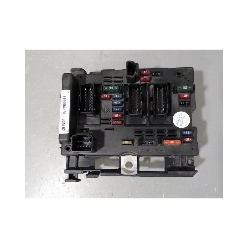 BOITE A FUSIBLES PEUGEOT 307 2001-2005