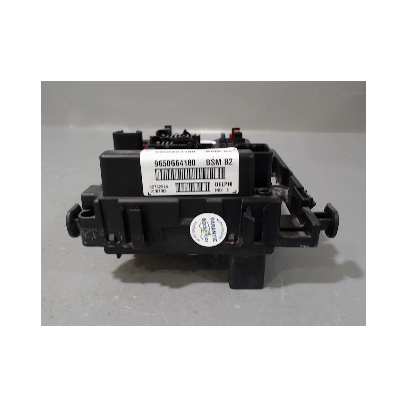 BOITE A FUSIBLES PEUGEOT 307 2001-2005