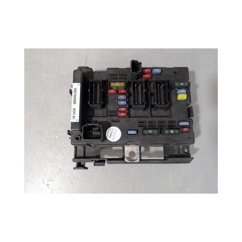 BOITE A FUSIBLES CITROEN XSARA PICASSO