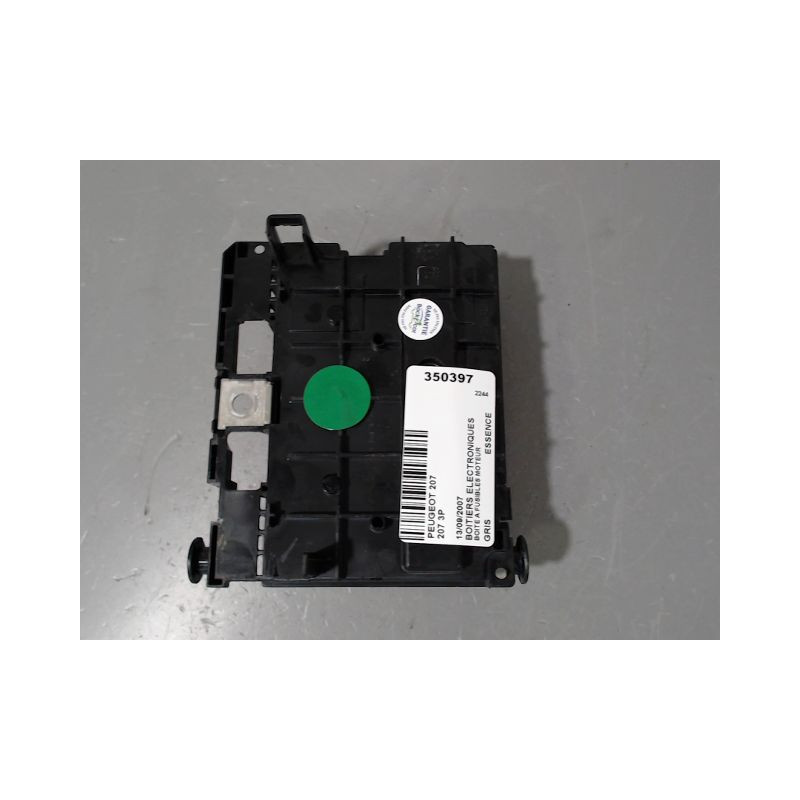 BOITE A FUSIBLES PEUGEOT 207 3P