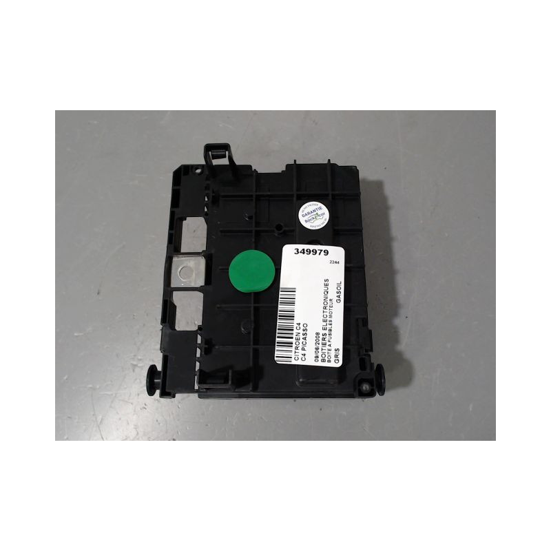 BOITE A FUSIBLES CITROEN C4 PICASSO