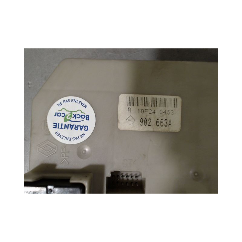 BOITE A FUSIBLES RENAULT CLIO III 2010-