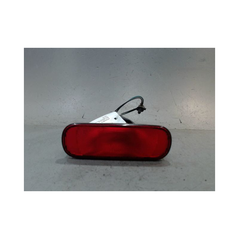 FEU BROUILLARD CENTRAL ARRIERE SUZUKI SWIFT
