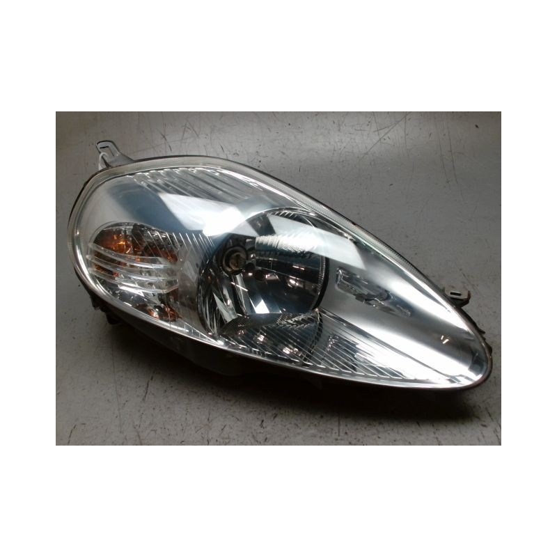 PHARE DROIT FIAT GRANDE PUNTO 2005-