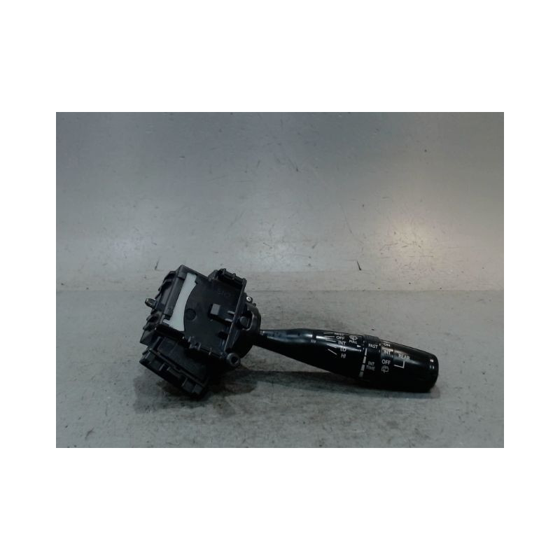 COMMANDE ESSUIE GLACE SUZUKI SWIFT