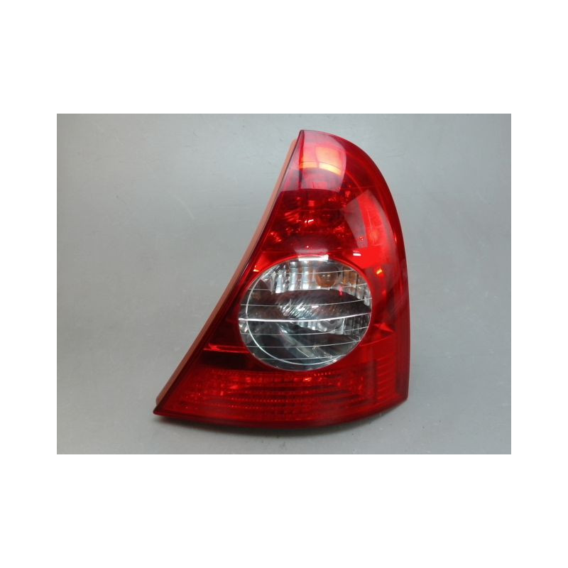 FEU ARRIERE DROIT RENAULT CLIO