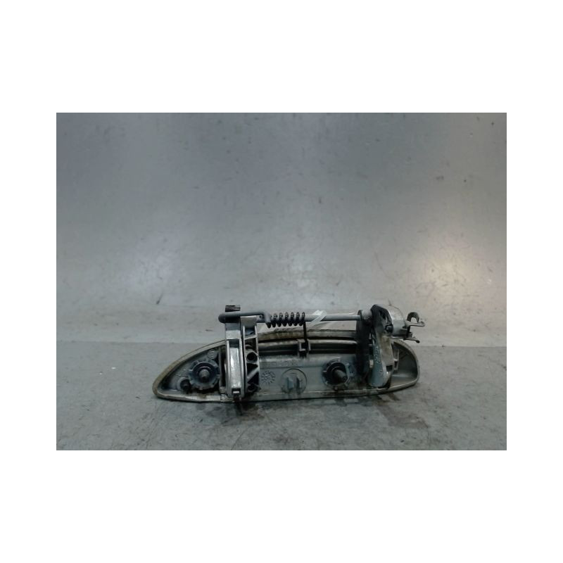 POIGNEE EXTERIEURE PORTE AVANT DROIT RENAULT MEGANE