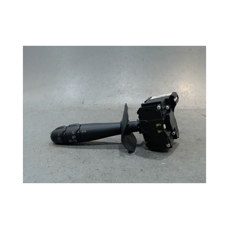 COMMANDE CLIGNOTANT RENAULT MEGANE
