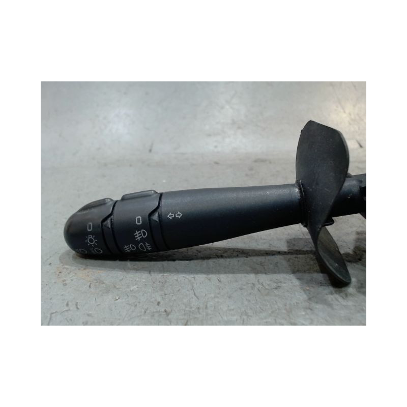 COMMANDE CLIGNOTANT RENAULT MEGANE