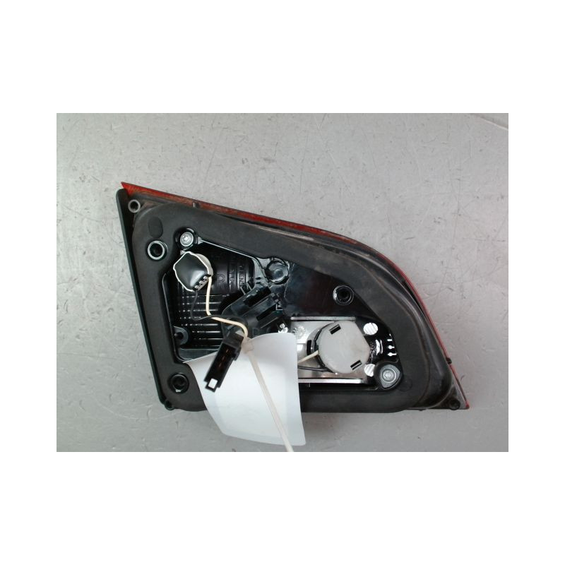 FEU ARRIERE INTERIEUR DROIT OPEL ASTRA BREAK 2004-