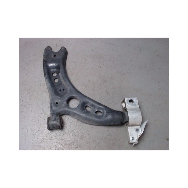 TRIANGLE INFERIEUR AVANT DROIT VOLKSWAGEN TOURAN