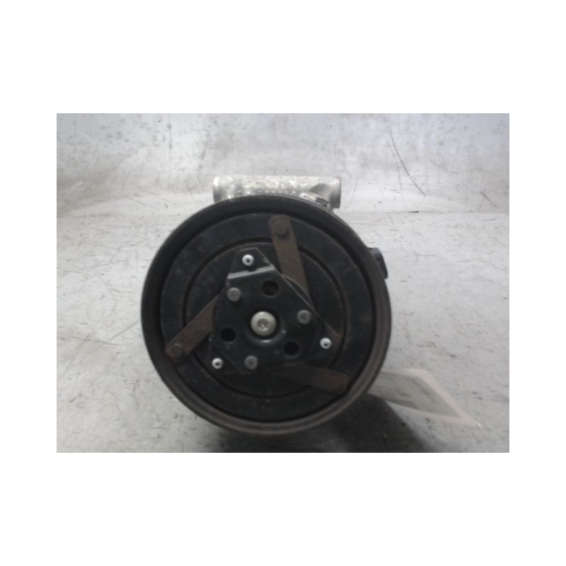 COMPRESSEUR AIR CONDITIONNE RENAULT MEGANE II PH2 2006-