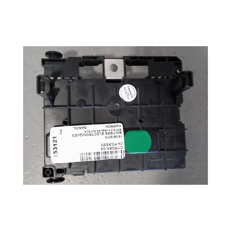 BOITE A FUSIBLES CITROEN C4 PICASSO