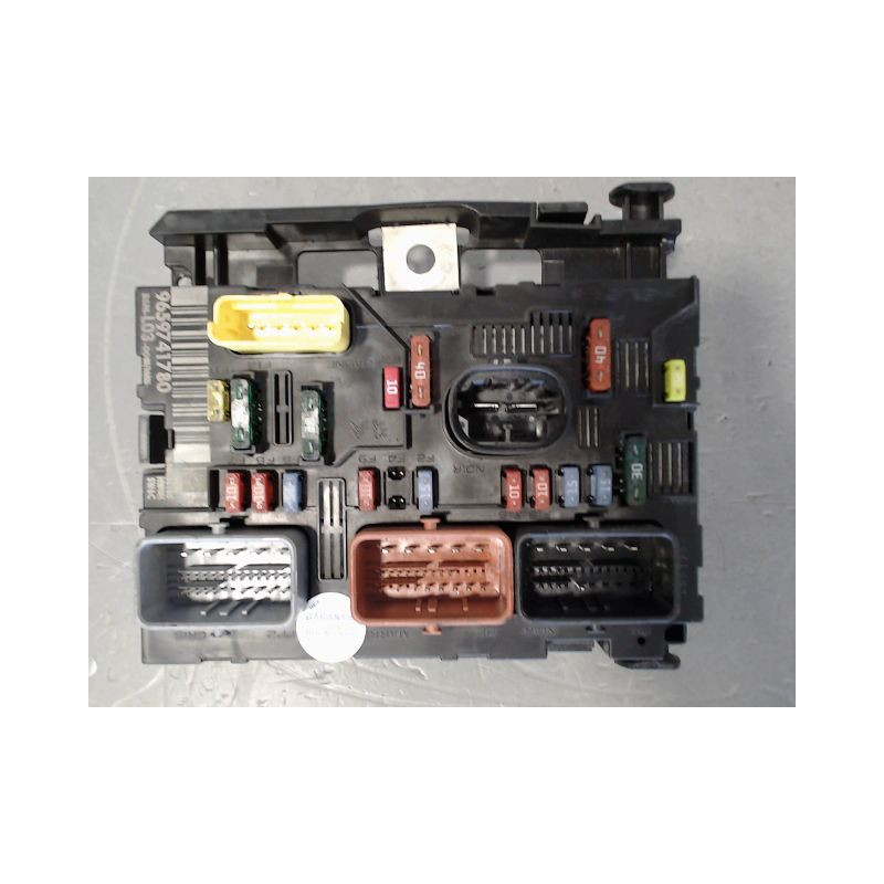 BOITE A FUSIBLES CITROEN C3 2005-