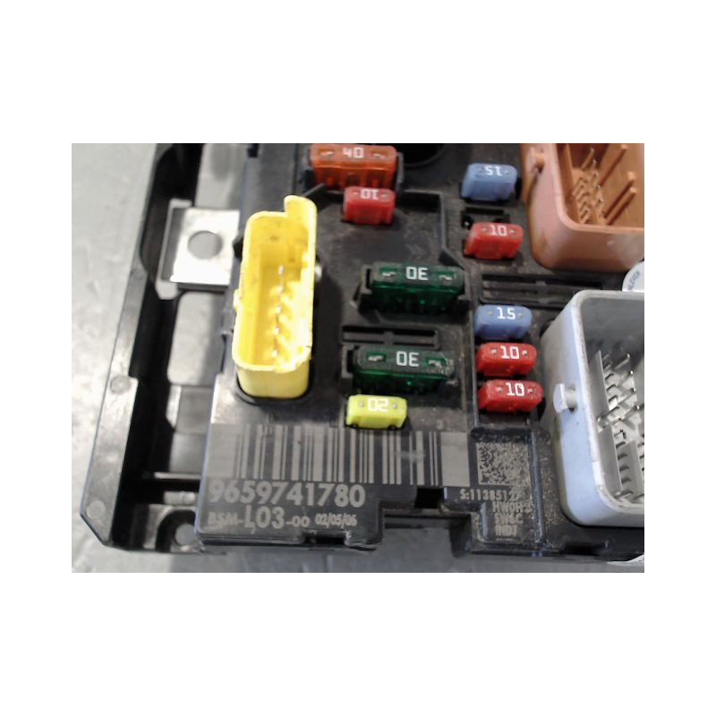 BOITE A FUSIBLES CITROEN C2 2005-