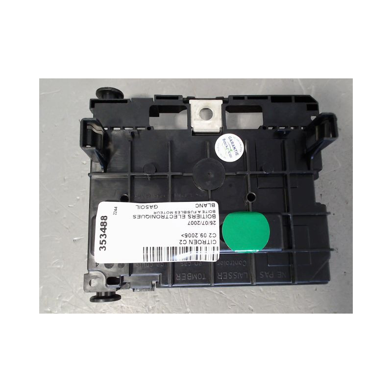 BOITE A FUSIBLES CITROEN C2 2005-