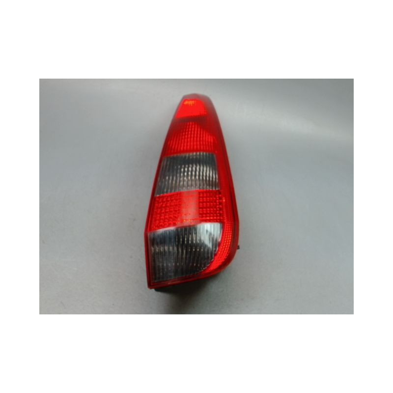 FEU ARRIERE DROIT FORD FIESTA V Phase 1 2002-2005