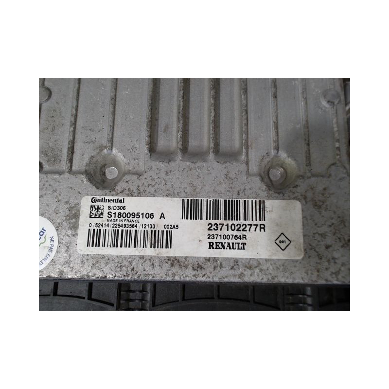 CALCULATEUR MOTEUR DACIA DUSTER