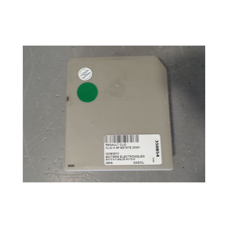 BOITE A FUSIBLES RENAULT CLIO III ESTATE 2008-
