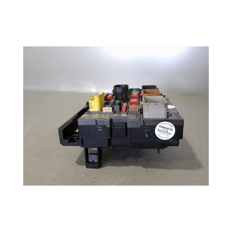 BOITE A FUSIBLES PEUGEOT PARTNER FGT 2002-