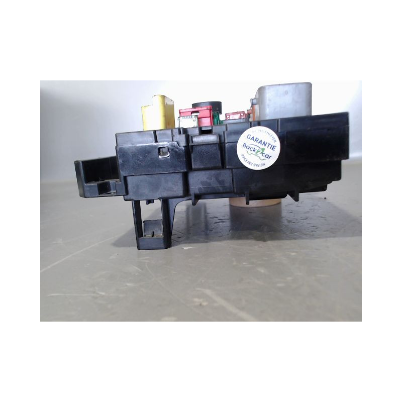 BOITE A FUSIBLES PEUGEOT 307 2001-2005