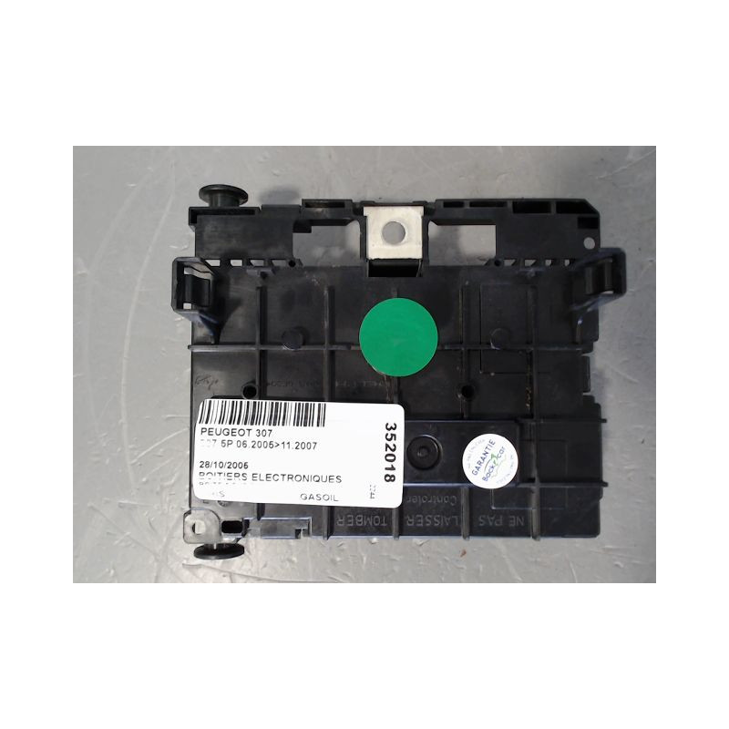 BOITE A FUSIBLES PEUGEOT 307 2005-2007