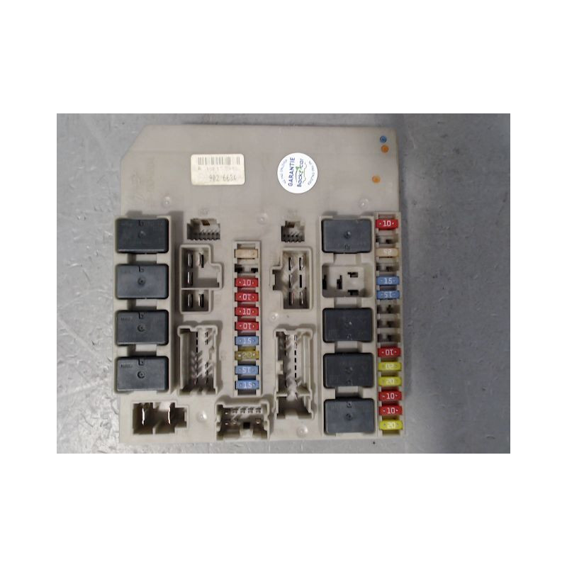 BOITE A FUSIBLES RENAULT CLIO III 2010-