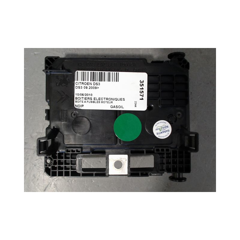 BOITE A FUSIBLES CITROEN DS3 2009-