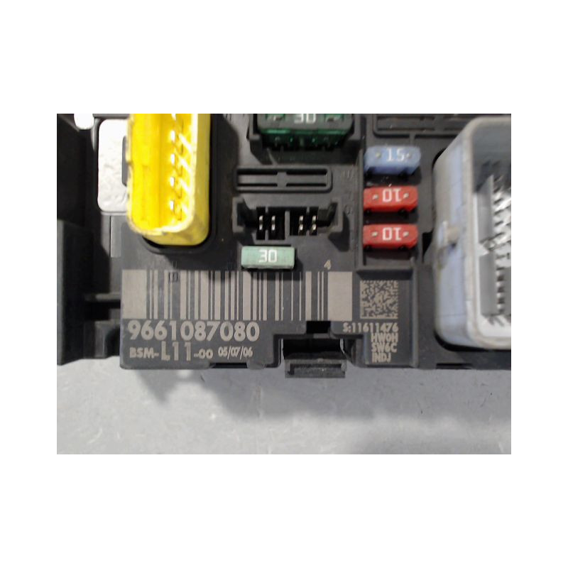 BOITE A FUSIBLES PEUGEOT 307 2005-2007